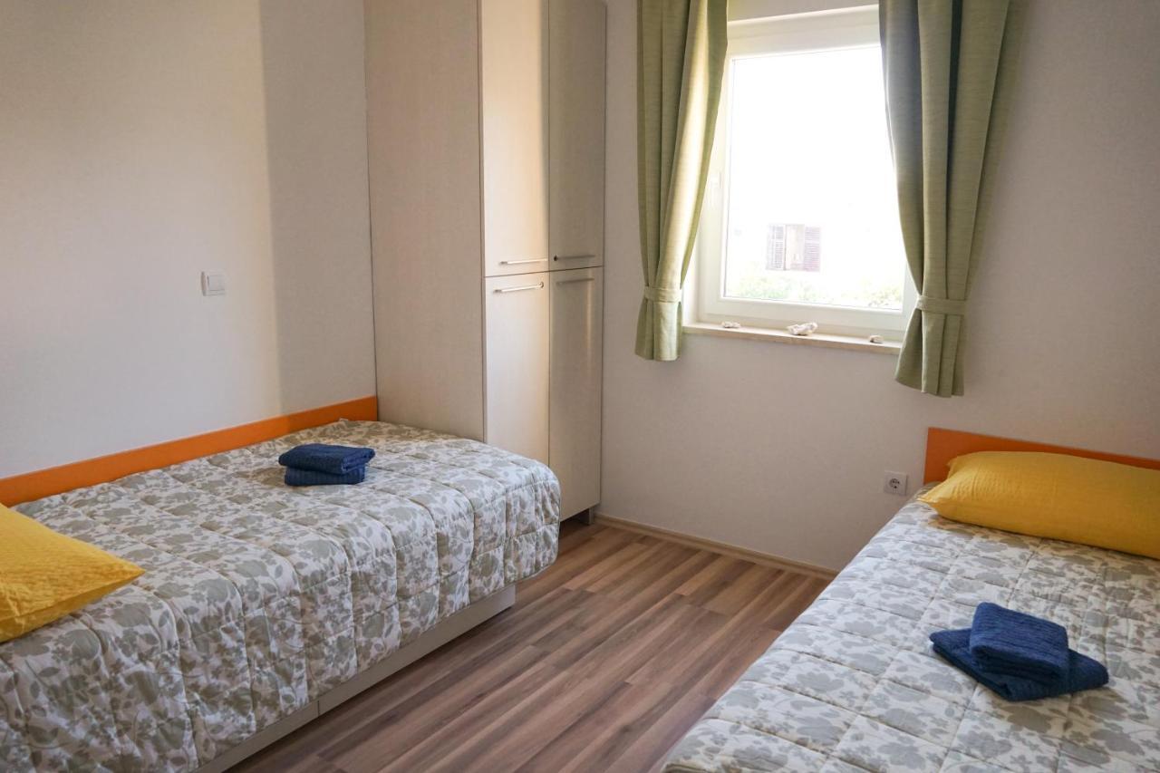 Apartment Пунат Екстериор снимка